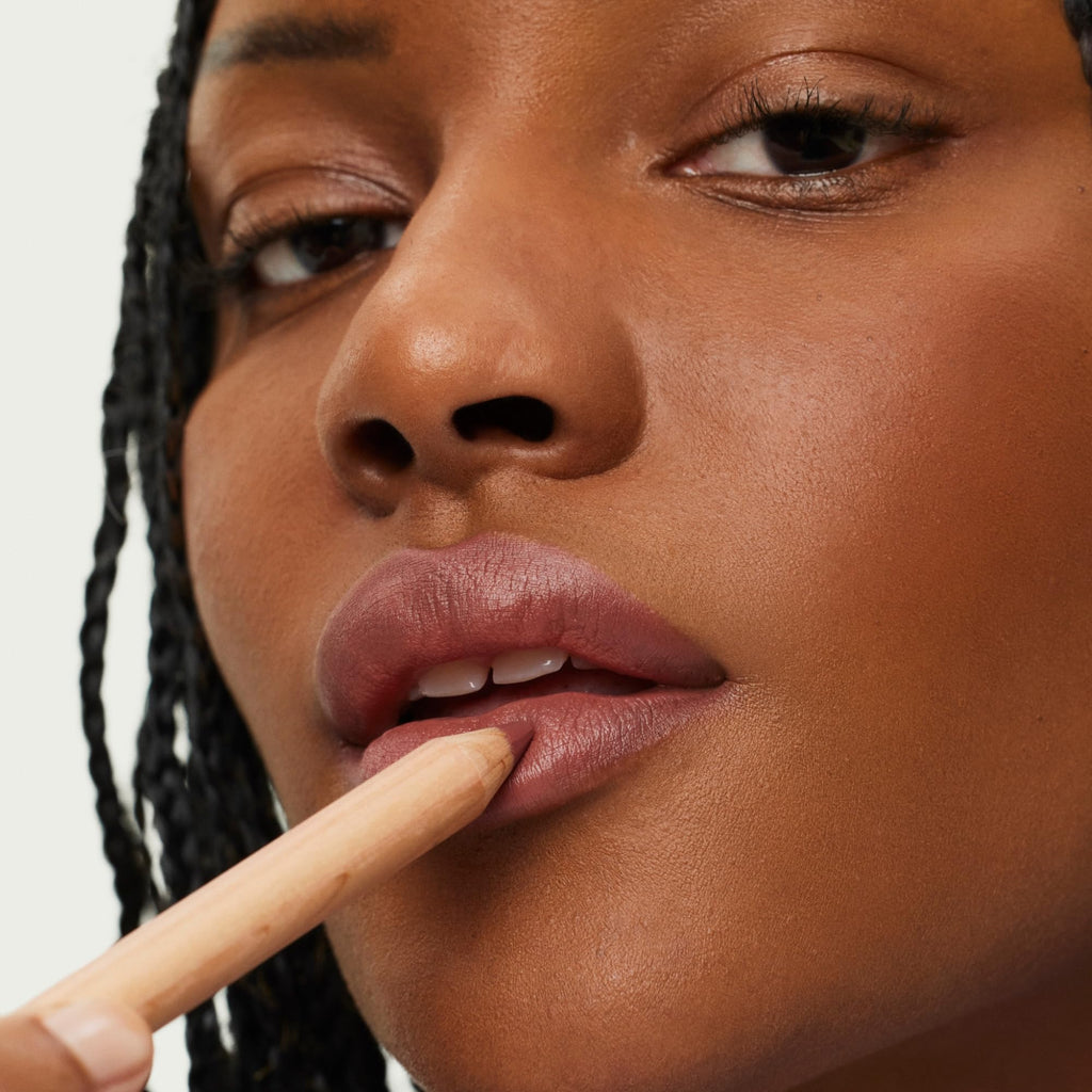 ILIA Lip Sketch Hydrating Crayon Genre | Hydration, Plump, Soft-Matte Finish