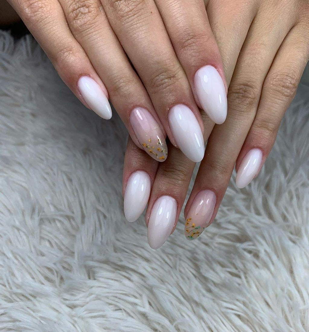 IN.HYPE Hard Builder Gel Milky White – Self-Leveling Nail Extensions & Strengthening