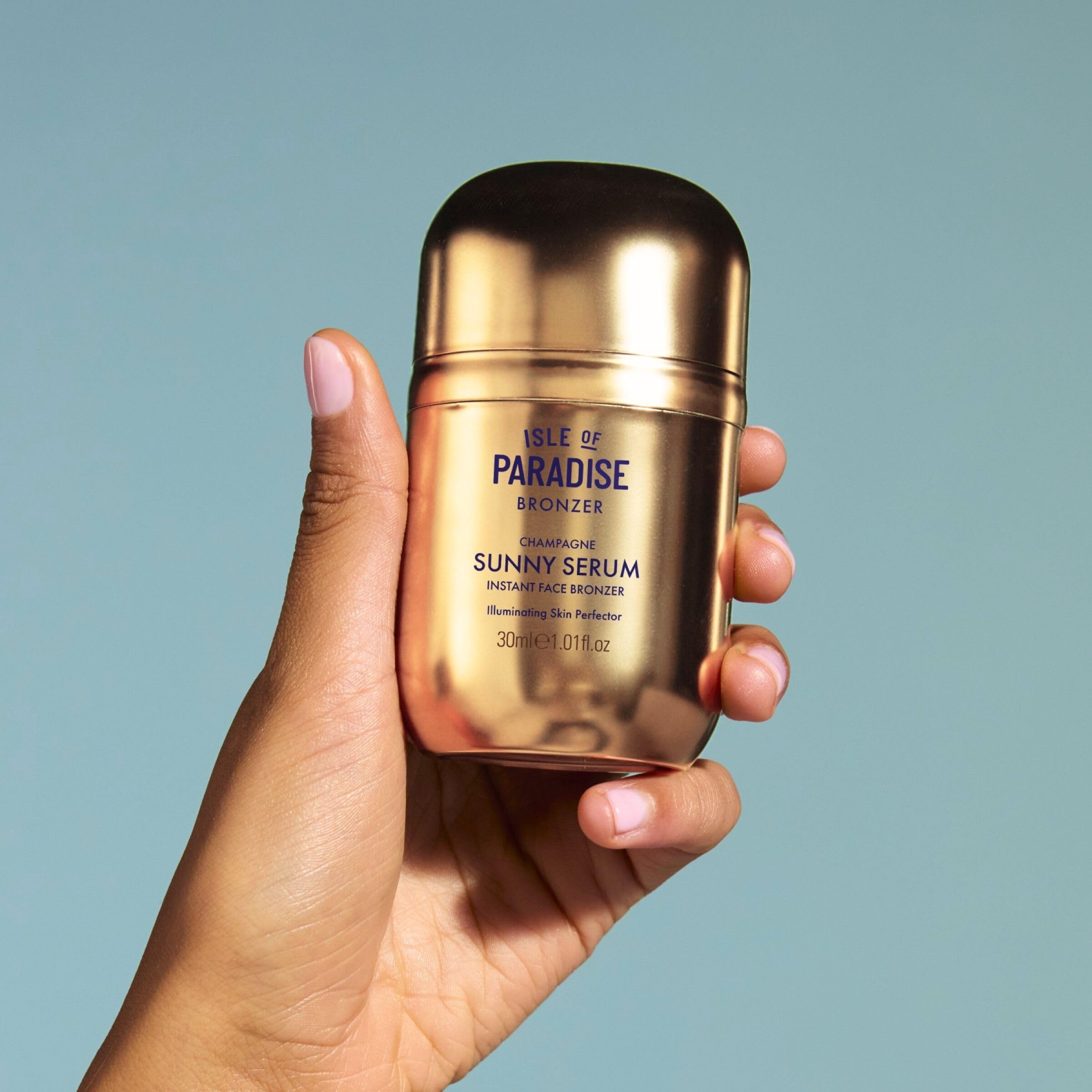 Isle of Paradise Sunny Serum Champagne – 4-in-1 Self Tan Primer, Base, Highlighter & Body Bronzer (1.01 fl oz)