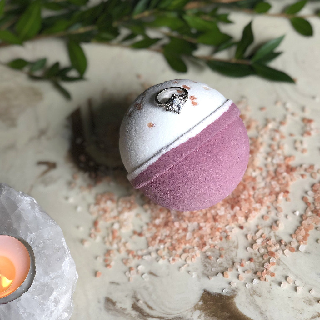 Surprise Ring Bath Bomb – Extra Large 10 oz, Pink Himalayan Sea Salt, USA Made