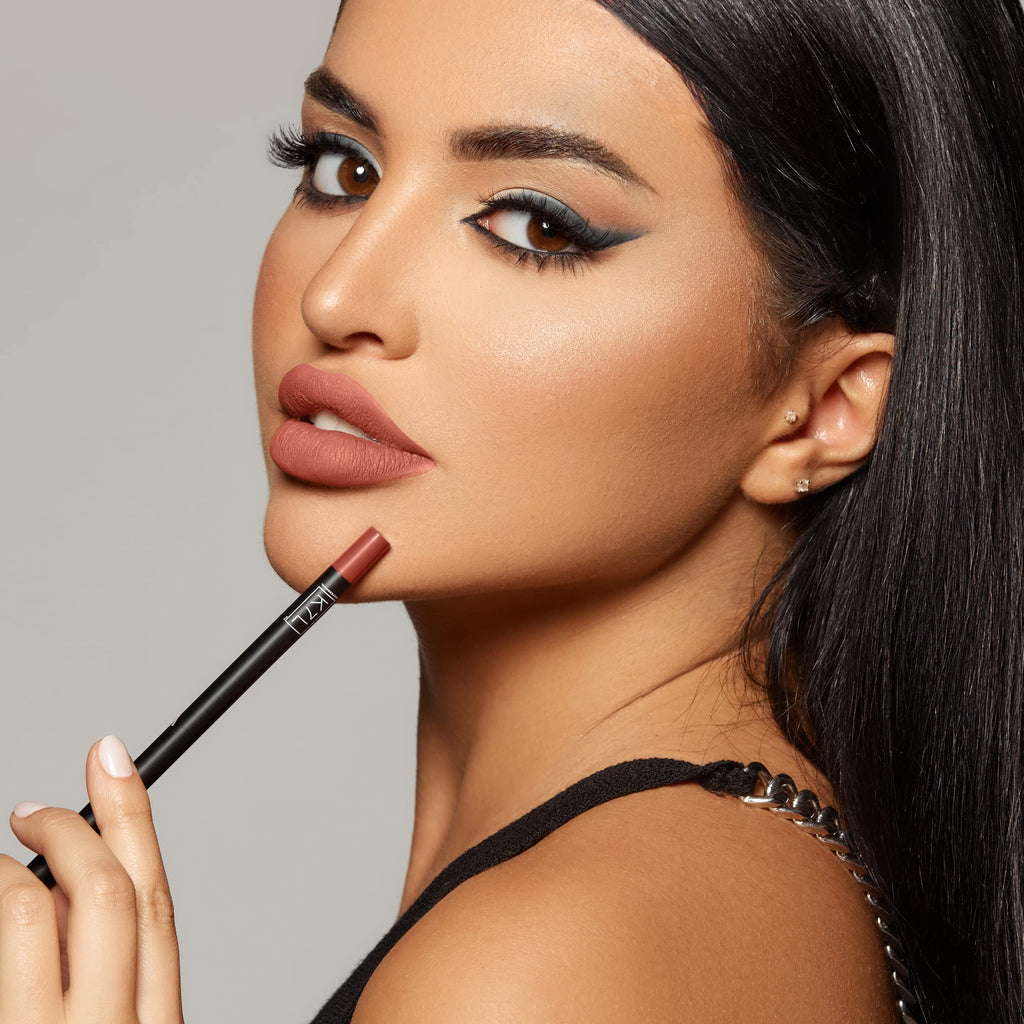 K7L Light Brown Lip Crayon (Vegan) – Waterproof & Long-Lasting in Biscuit