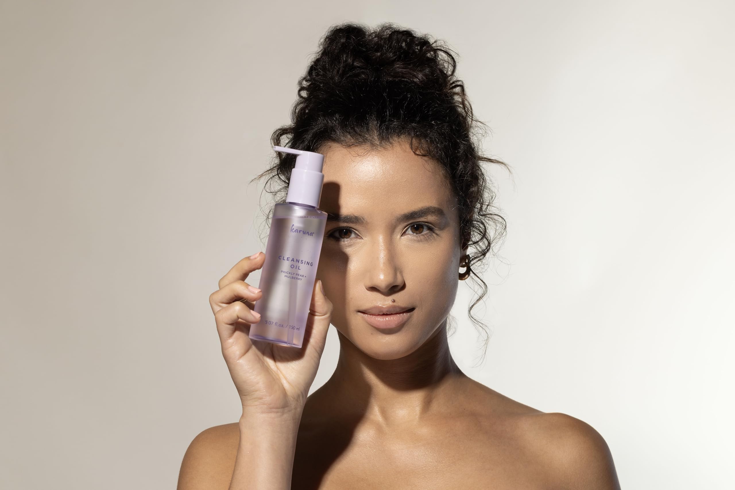 Karuna Cleansing Oil with Prickly Pear – Gentle, Pore-Clearing Cleanser (150 ml)