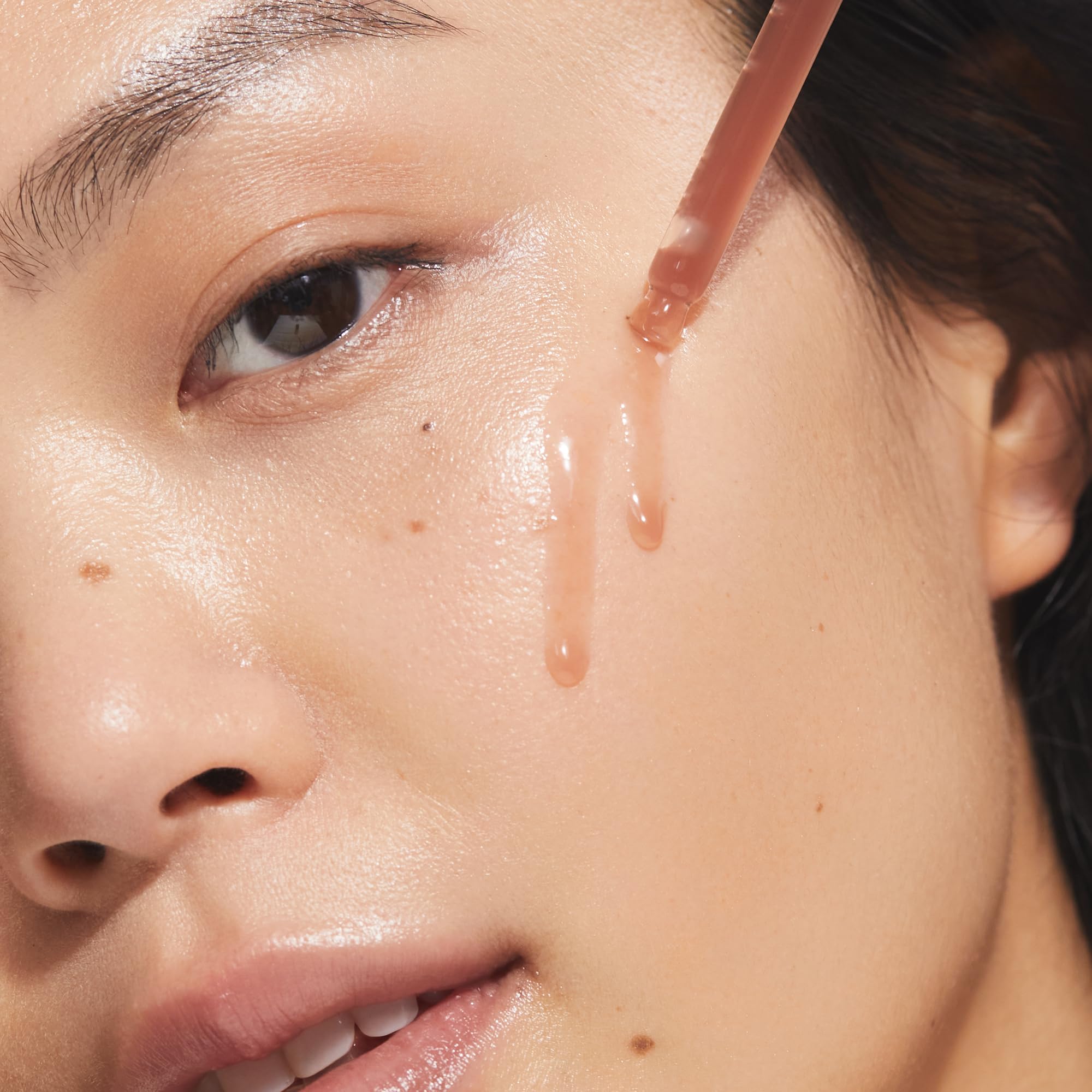 KORA Organics Turmeric Glow Drops – Organic Radiance Serum (Niacinamide Alternative)