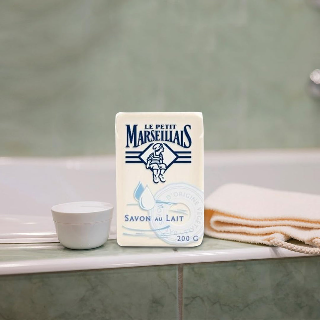 Le Petit Marseillais Lait Solid Soap 200g – Vegetable-Based, Milk Scent, Made in France