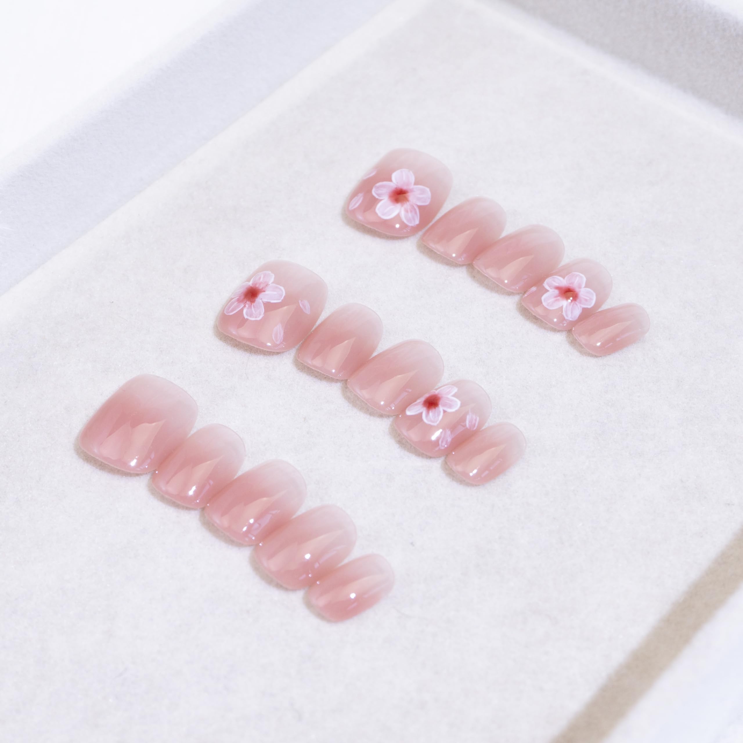 Light Rain Medium Size Hand-made Press-On Nails – 3D Gel UV Finish by Professional Manicurist
