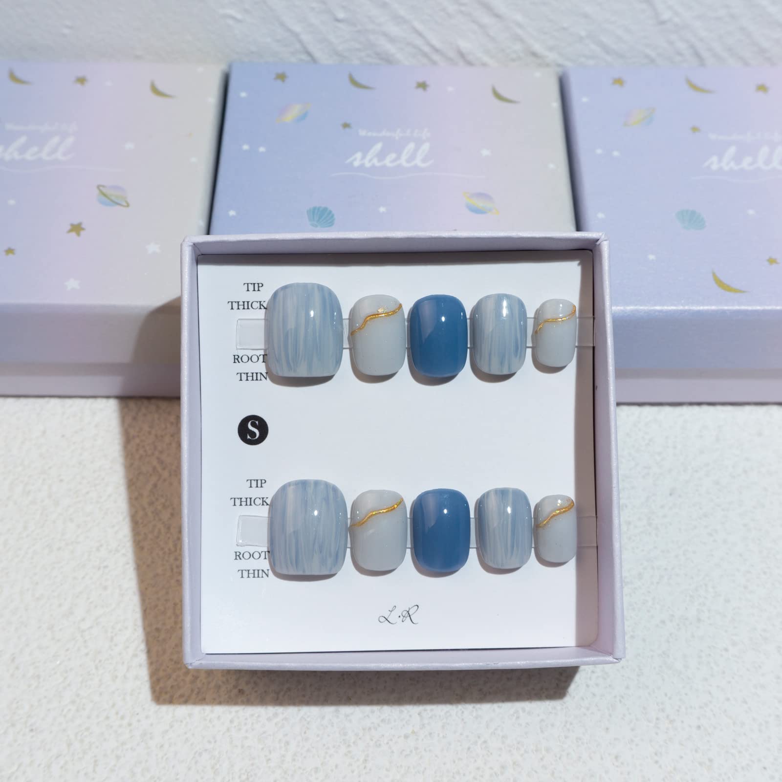 Light Rain Medium Size Hand-made Press-On Nails — 3D Gel UV Finish by Pro Manicurist