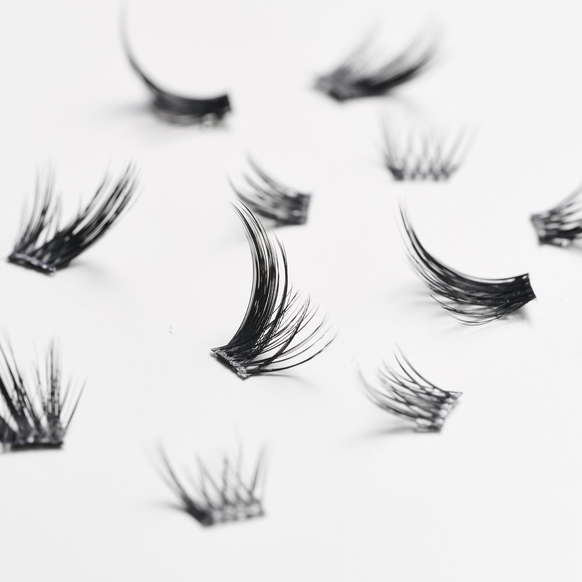 Lilly Lashes Self-Adhesive Edgy Accents Lash Clusters – Pre-Glued Clear-Band False Lashes, 24 Hr Hold