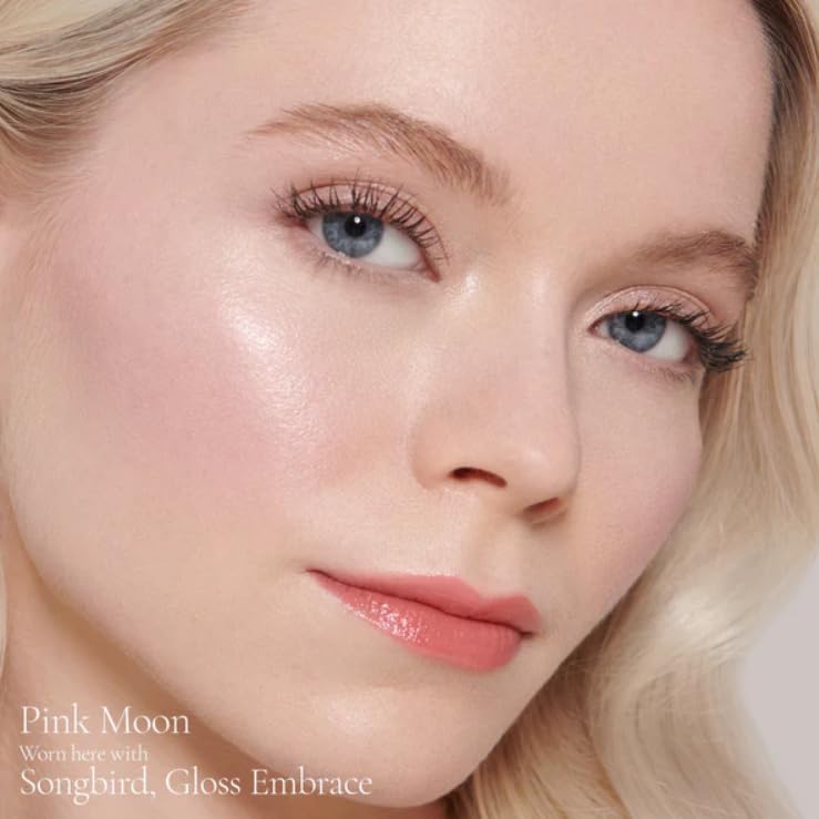 Lisa Eldridge Elevated Glow Highlighter Pink Moon – Buildable Radiance