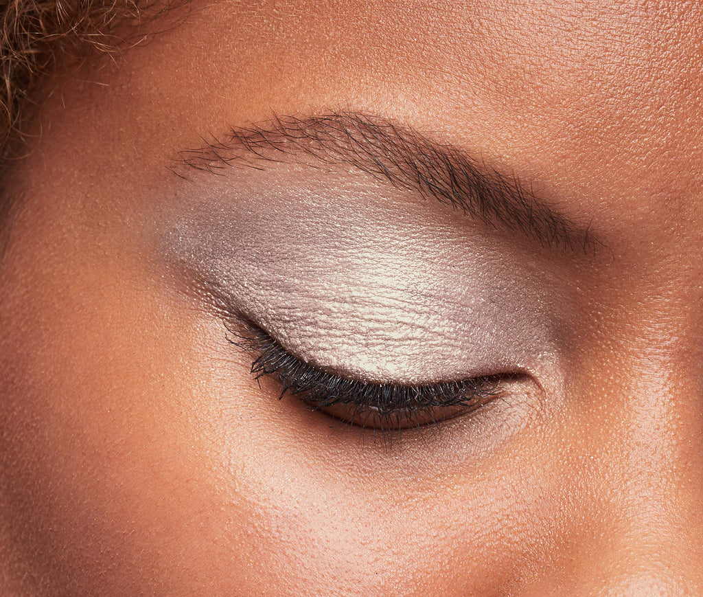 L'Oreal Paris Brilliant Eyes Shimmer Liquid Eye Shadow – Longwearing, Crease-Resistant, 0.1 oz