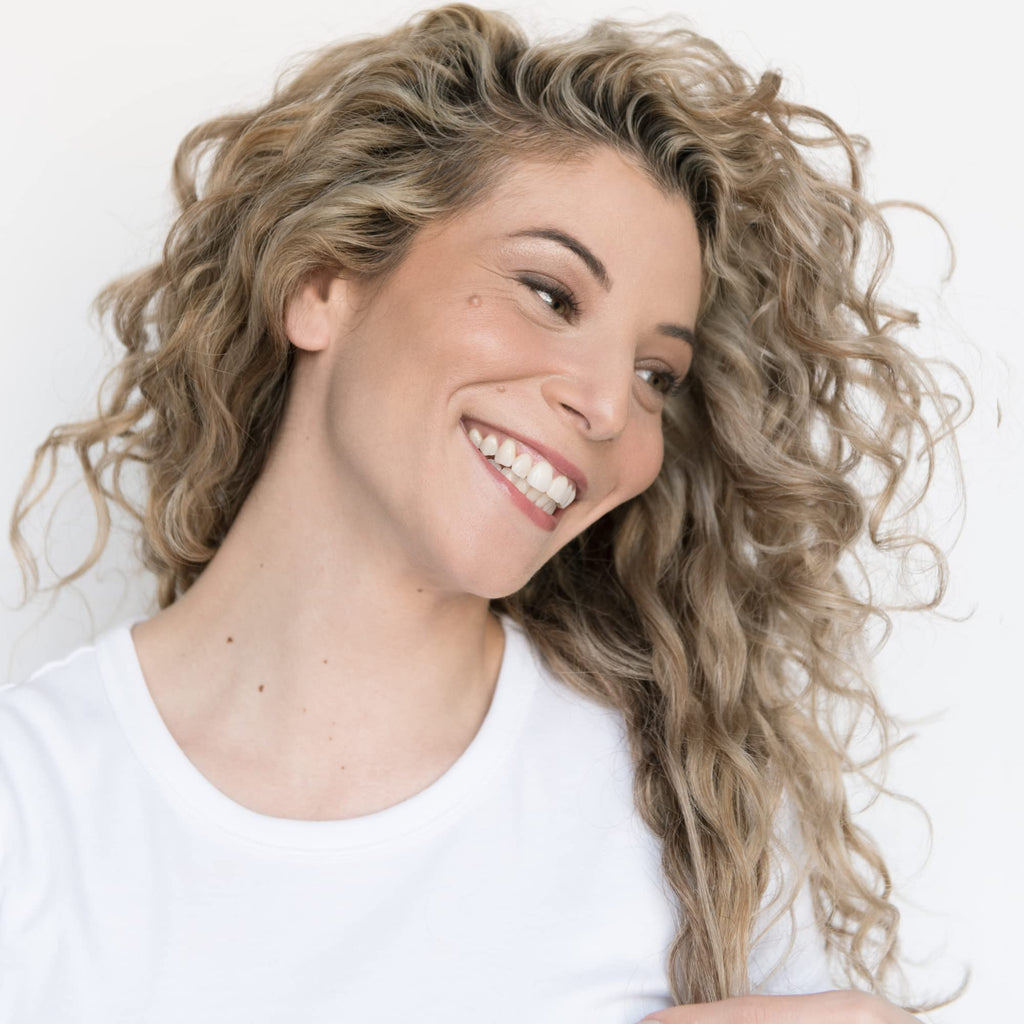 Love Ur Curls Fragrance-Free All-in-One Curl Styler for Wavy Hair – Define, Hydrate & Repair (250 mL)
