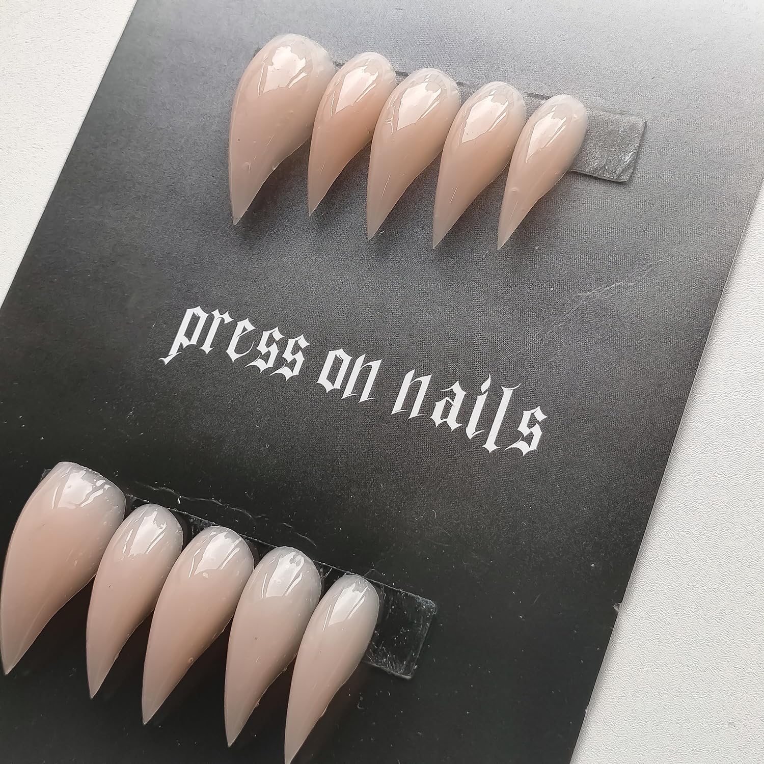 MABKJLF Luxury Press On Nails – Medium Curved Stiletto Eagle Claw Design, Reusable ABS