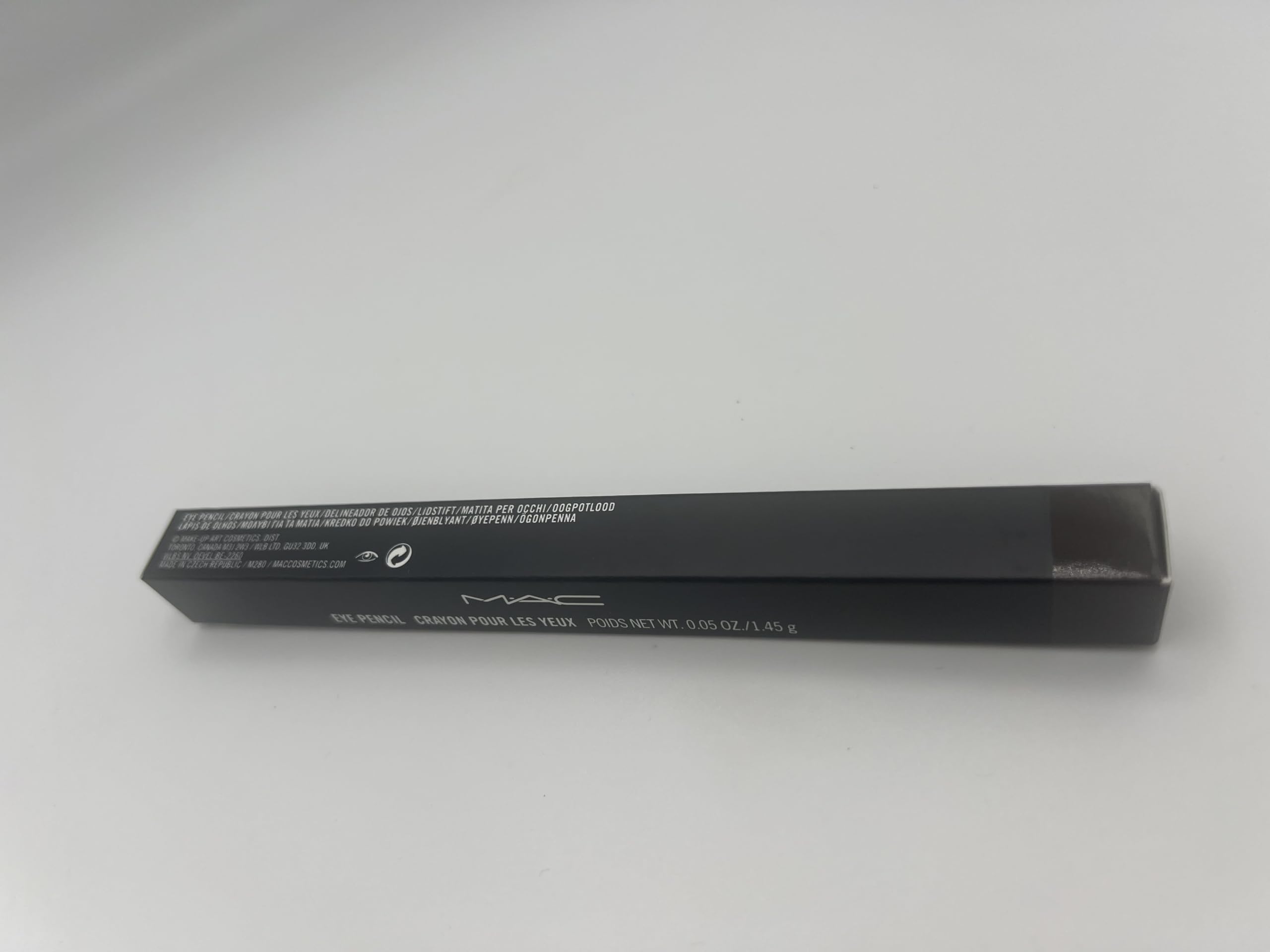 MAC Eye Pencil Coffee – Creamy Brown Eyeliner for Precise Definition