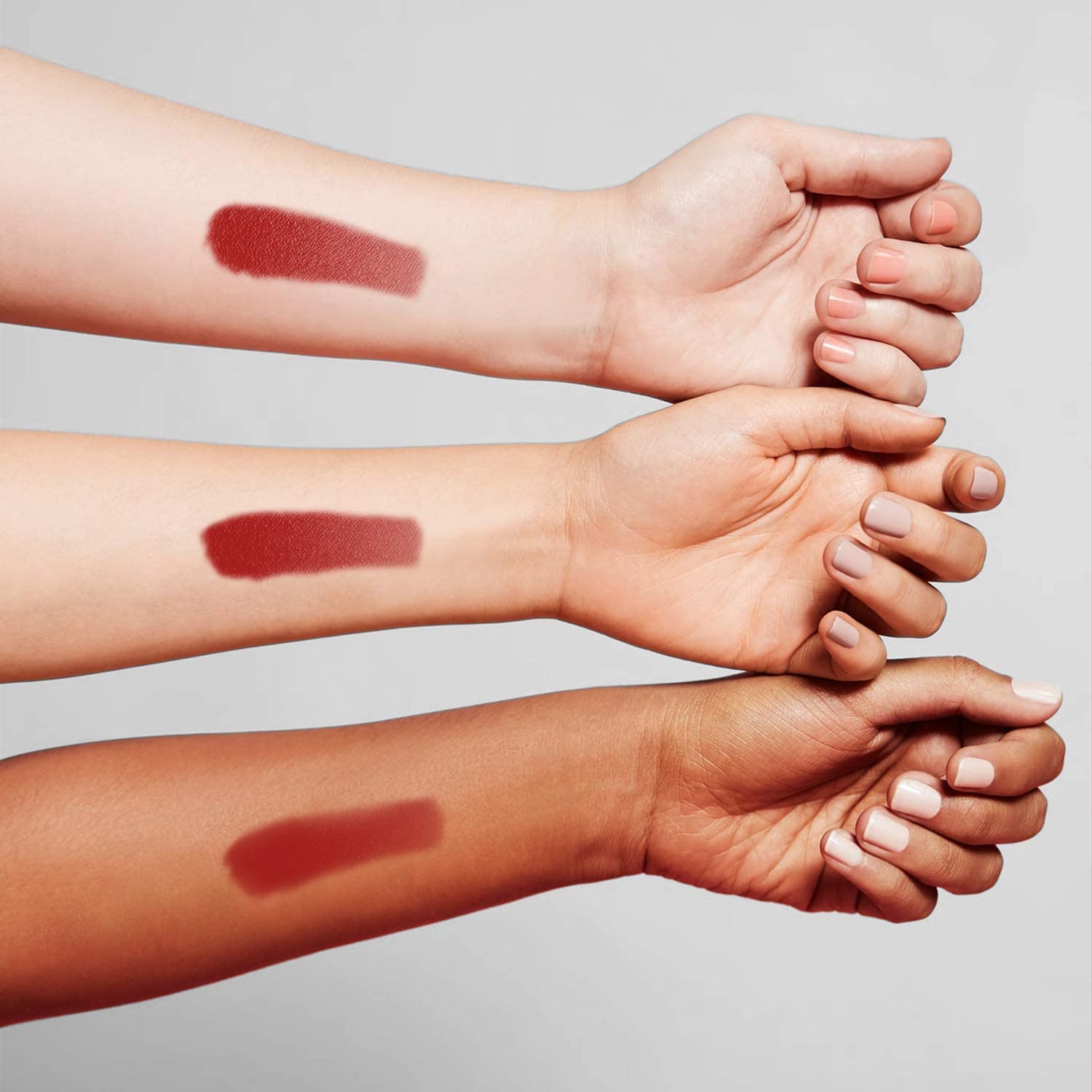 MAC Lipstick No. 138 Chili Matte – Rich Color, Smooth Texture, Vanilla Aroma | 3g/0.1oz, Limited Availability