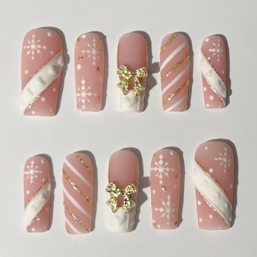 MAGLFELL Press On Nails - Handmade Square Nails with Snowflakes & Gold Plated Bow (10 Pcs, Size M)