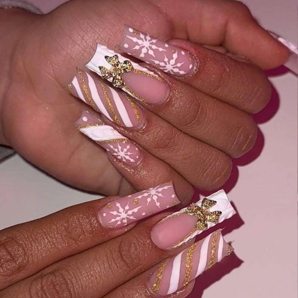 MAGLFELL Press On Nails - Handmade Square Nails with Snowflakes & Gold Plated Bow (10 Pcs, Size M)