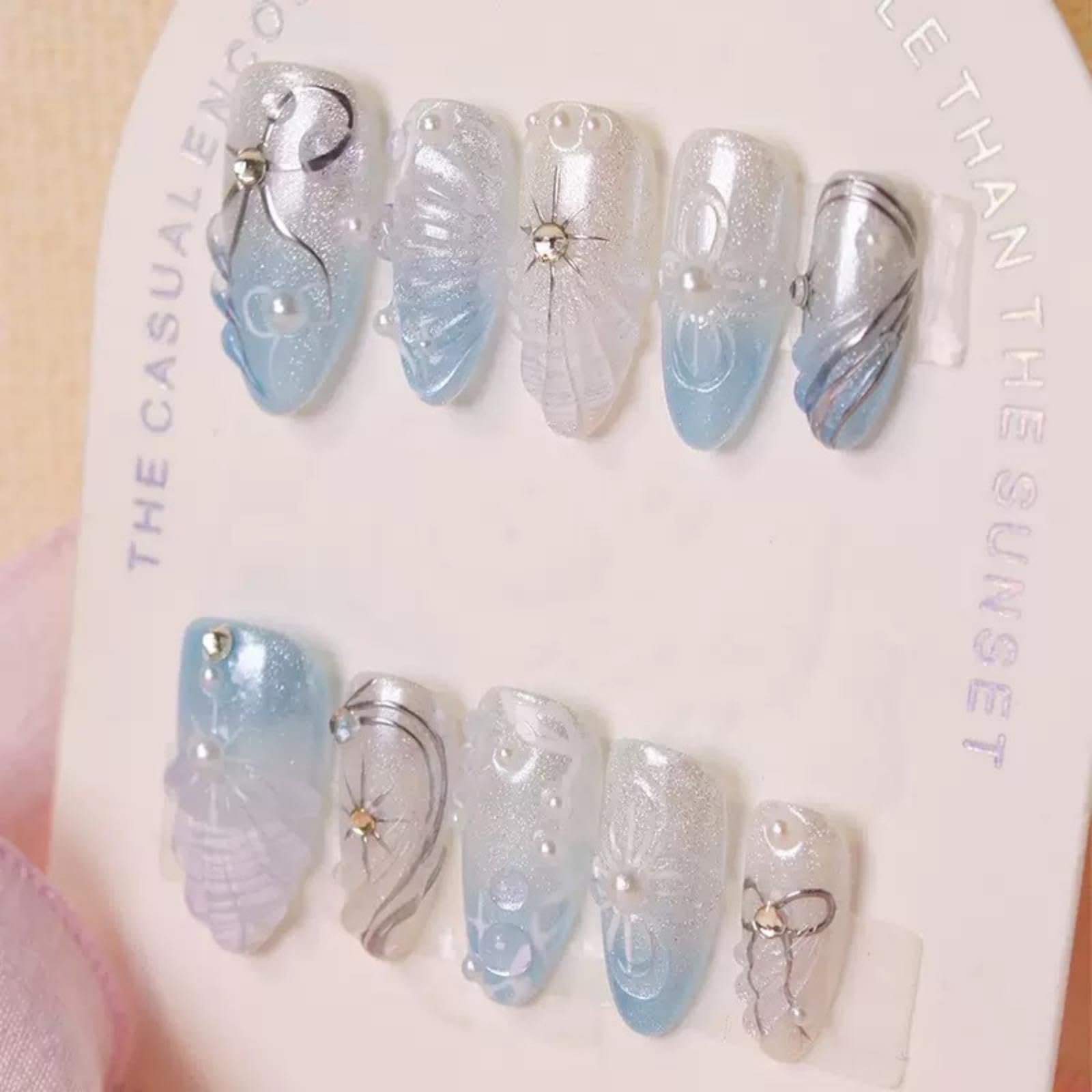 Maigitur 5D Handmade Press On Nails – Medium Almond, Silver Seashell Ombre (Size S)