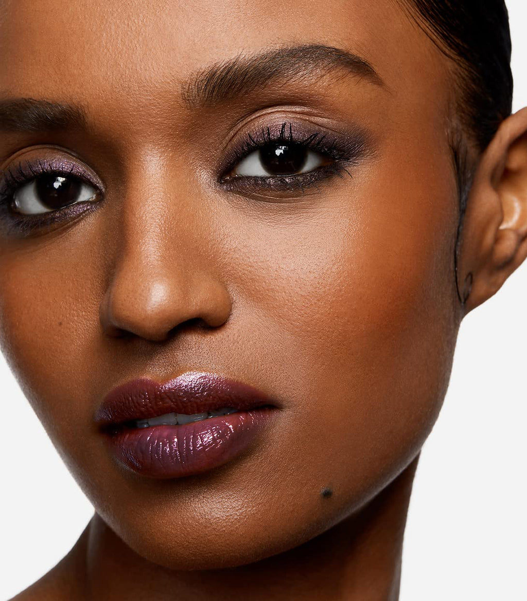MAKE Beauty Serum Balm Intense: Hydrating Lip Gloss in Purple Paradigm