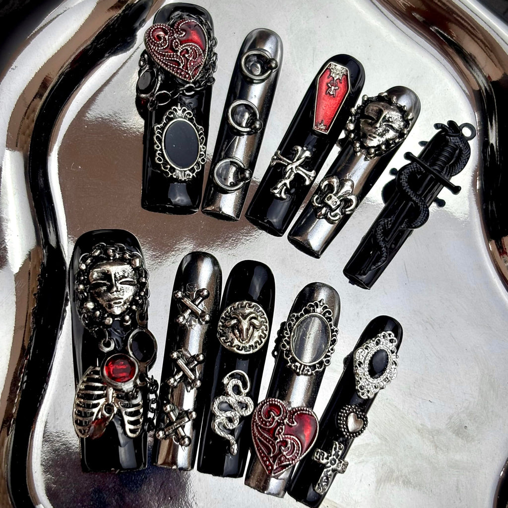 MellowBells Premium Handmade Nails – Black Lace Baroque Punk with Rivets
