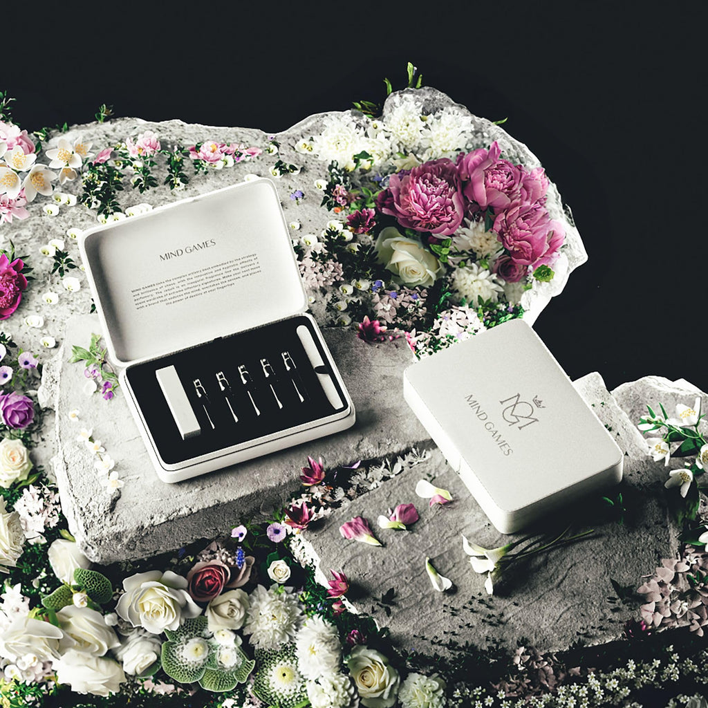 MIND GAMES Floral Discovery Set – 5 Designer Fragrances in Chess-Inspired Gift Box