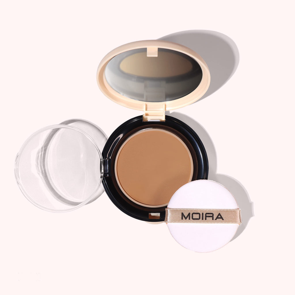 Moira Complete Wear TM Powder Foundation 550N – Buildable Matte Coverage