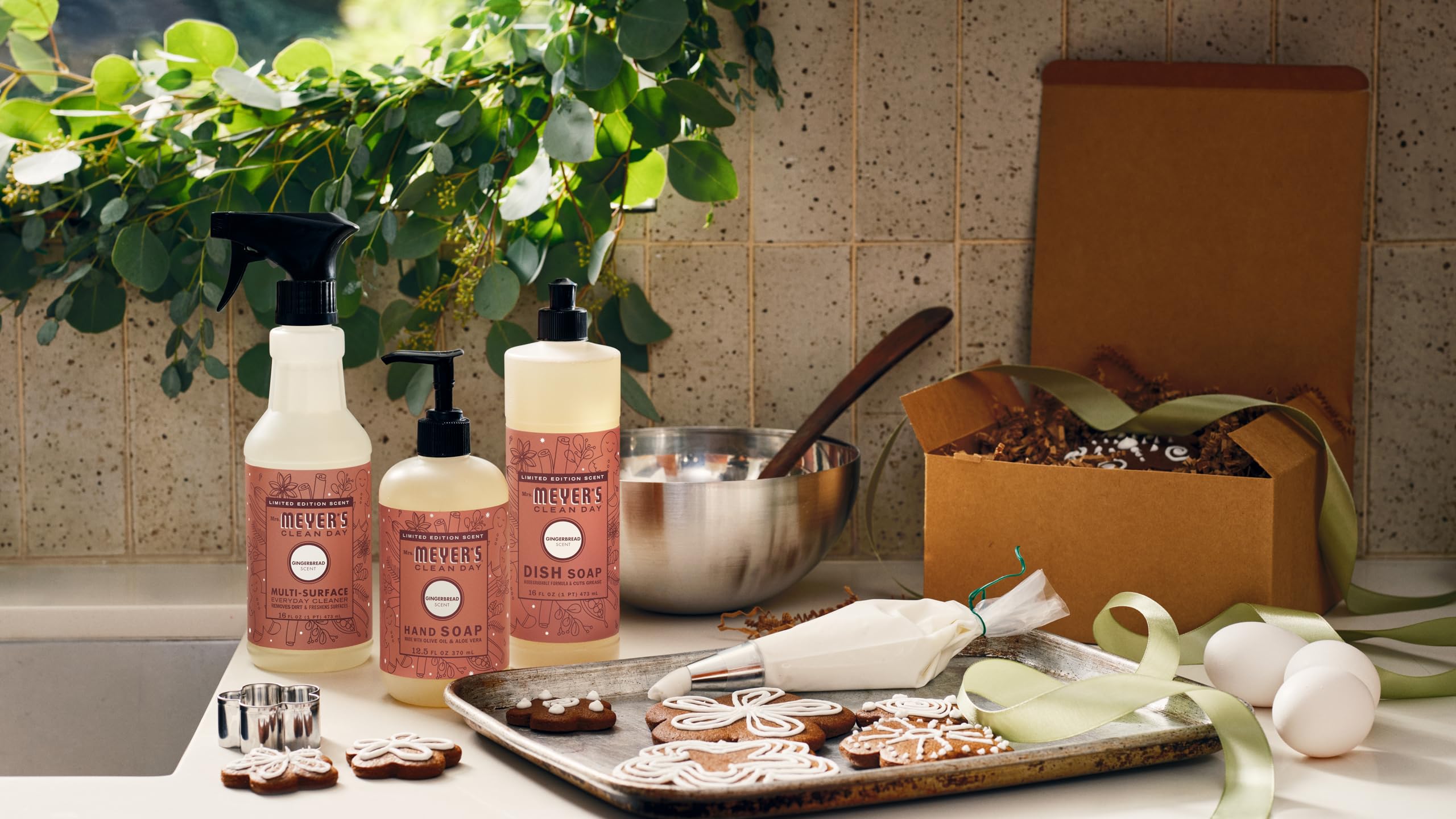 Mrs. MEYER'S Clean Day Gingerbread Hand Soap – 3 x 12.5 fl oz