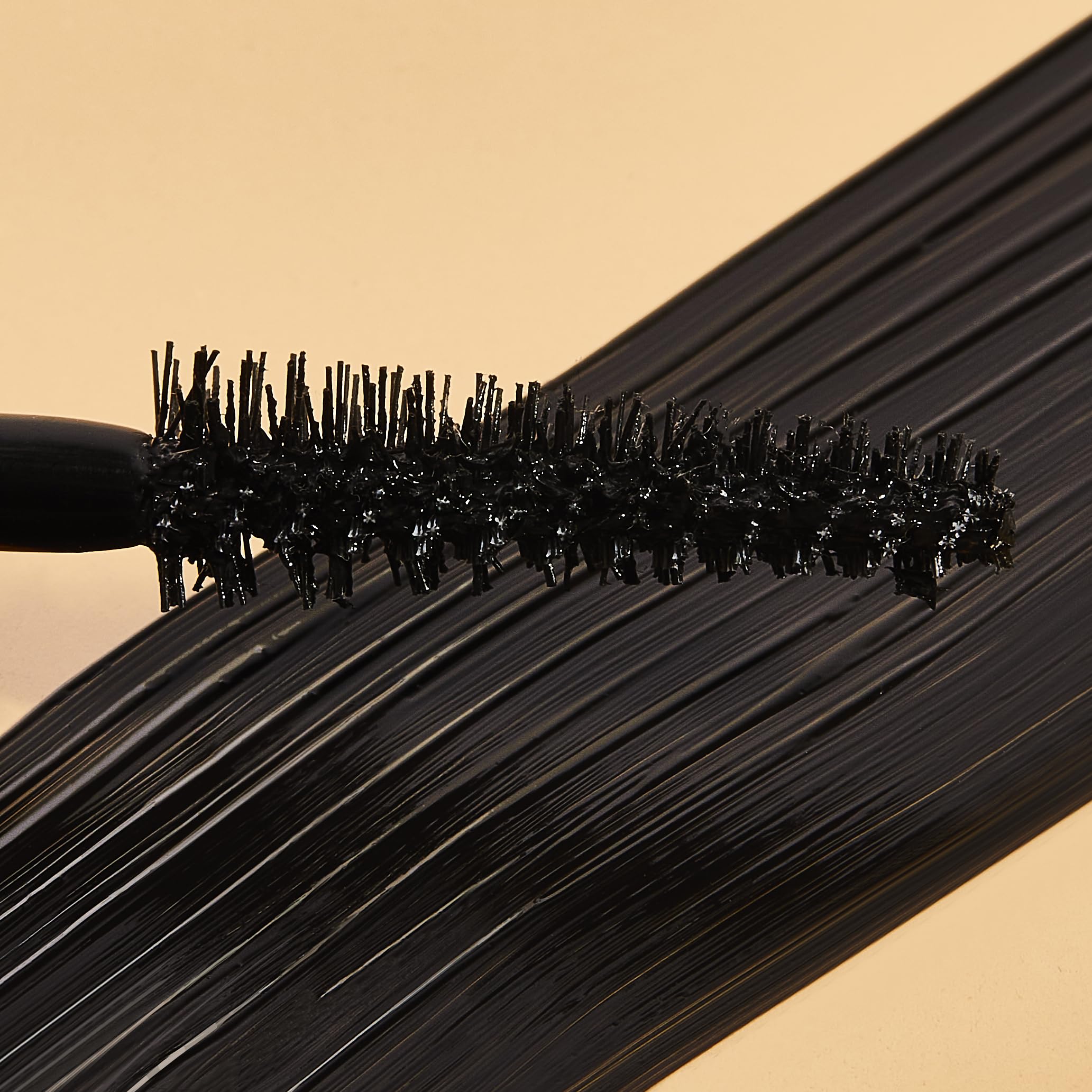 NATASHA MOOR Moor Power Mascara – Luxurious Volumizing, Lengthening & Waterproof Formula