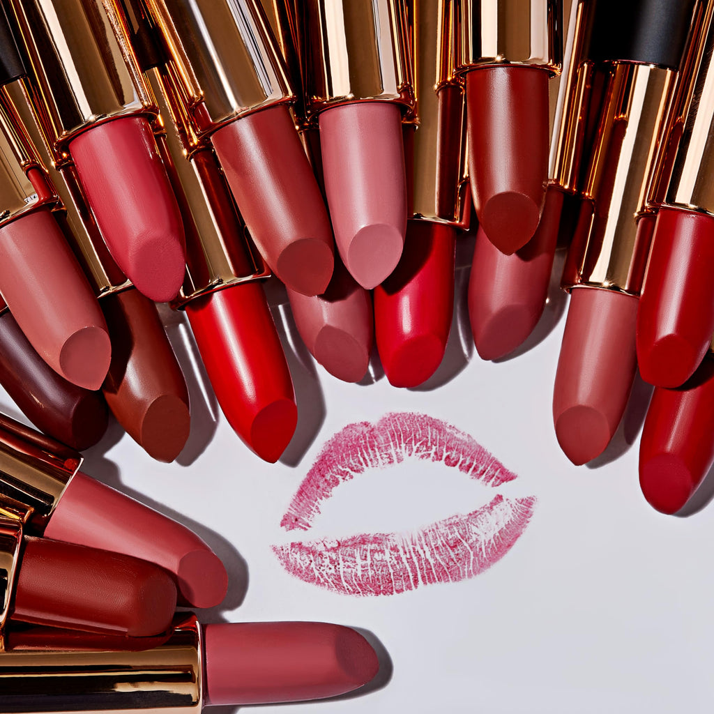 NATASHA MOOR Silk Suede Lipstick – Long-Lasting Hydrating Semi-Matte, Cruelty-Free, Built-In Mirror