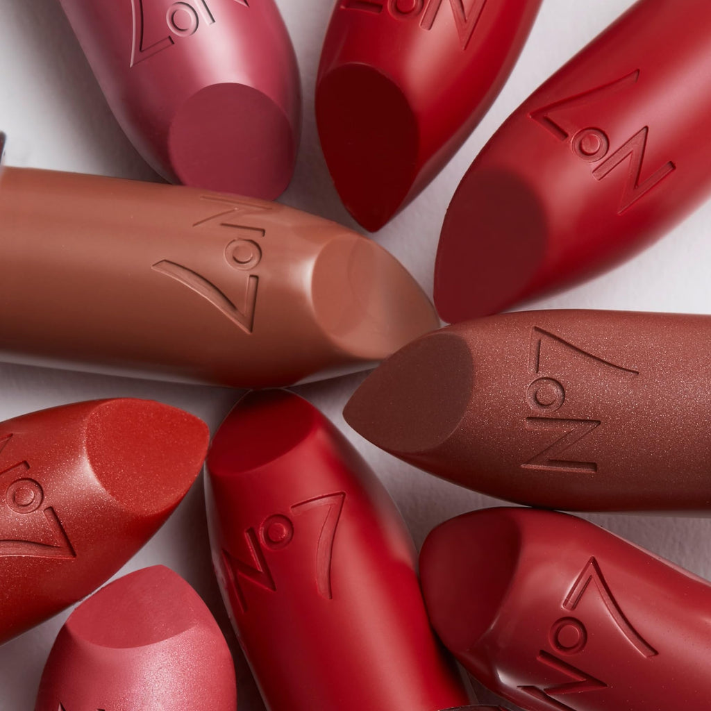 No7 Age Defying Lipstick Berry Shine – Hydrating Lipstick with Hyaluronic Acid for Plump, Smoother Lips