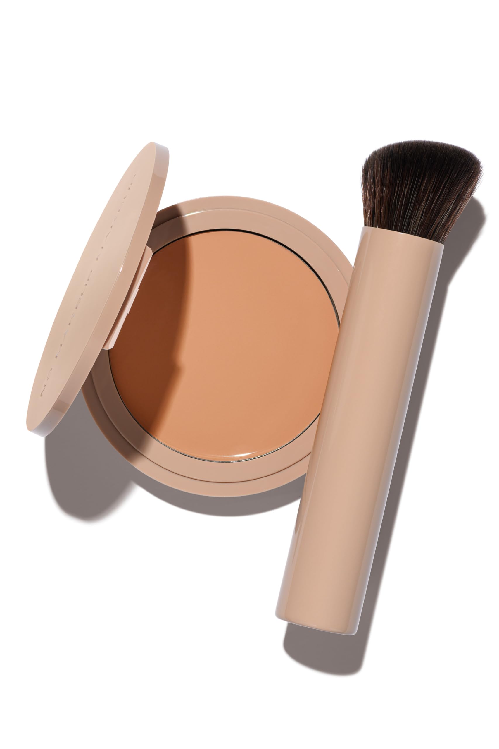 No Makeup Makeup Foundation + Brush Duo — Skin-Tone Adaptive, Buildable Coverage, Vegan & Cruelty-Free