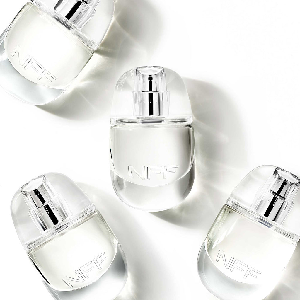 No Makeup Makeup No Fragrance Fragrance – Skin-Responsive, pH-Adaptive Essence