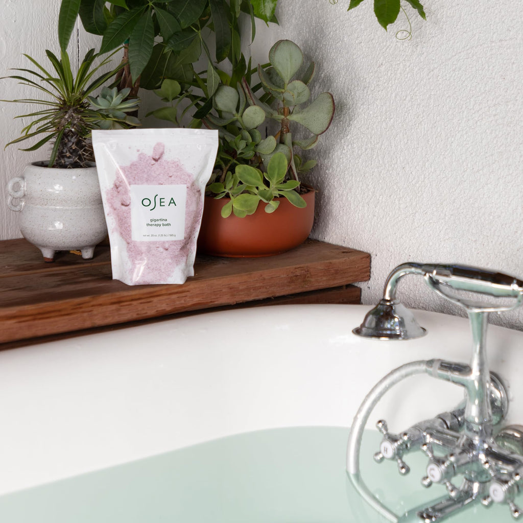 OSEA Gigartina Therapy Bath Soak 20 oz | Lavender Scented Mineral Bath Salts for Hydration | Clean Beauty & Vegan