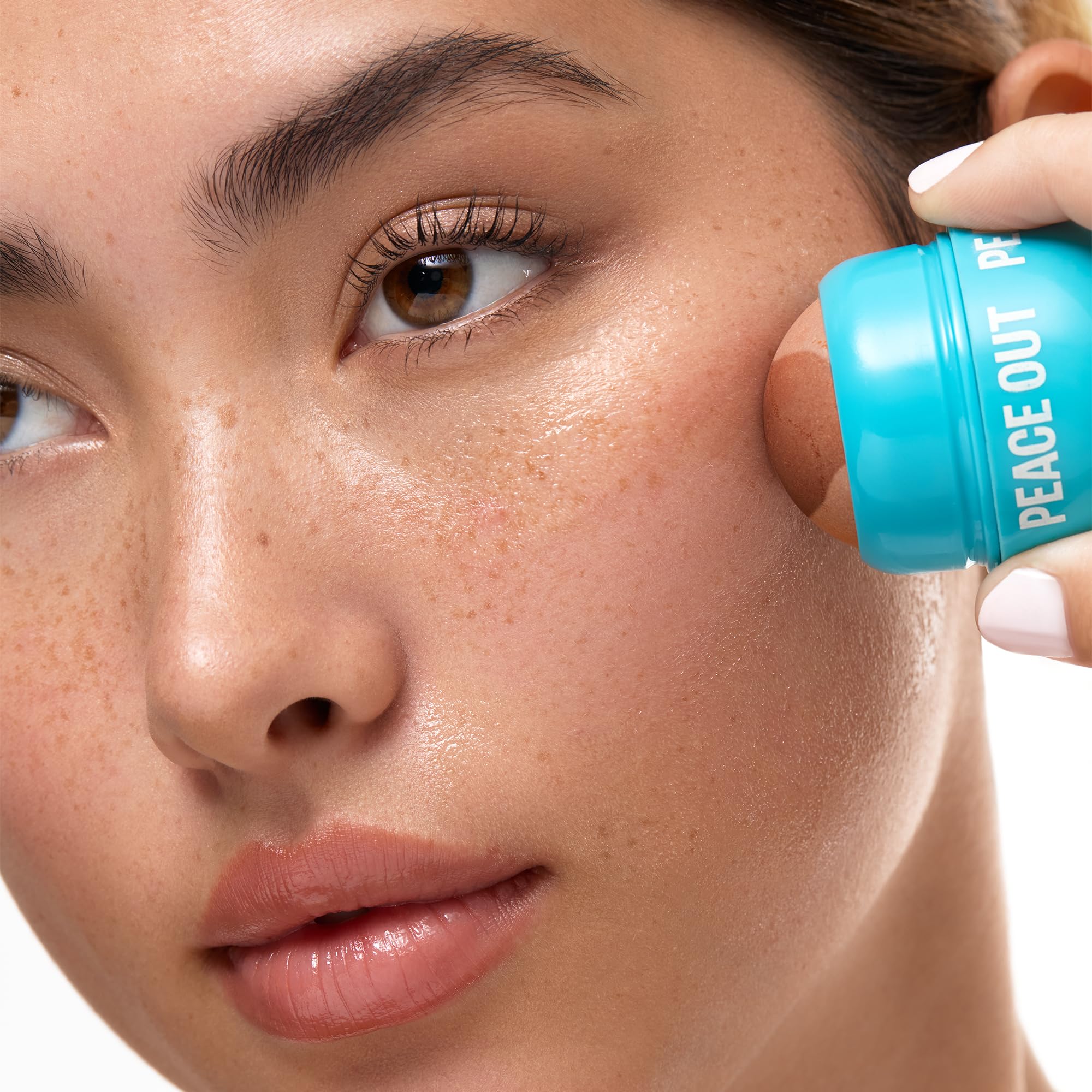PEACE OUT Oil Contol Roller — Instant Oil Removal with Halloysite Clay