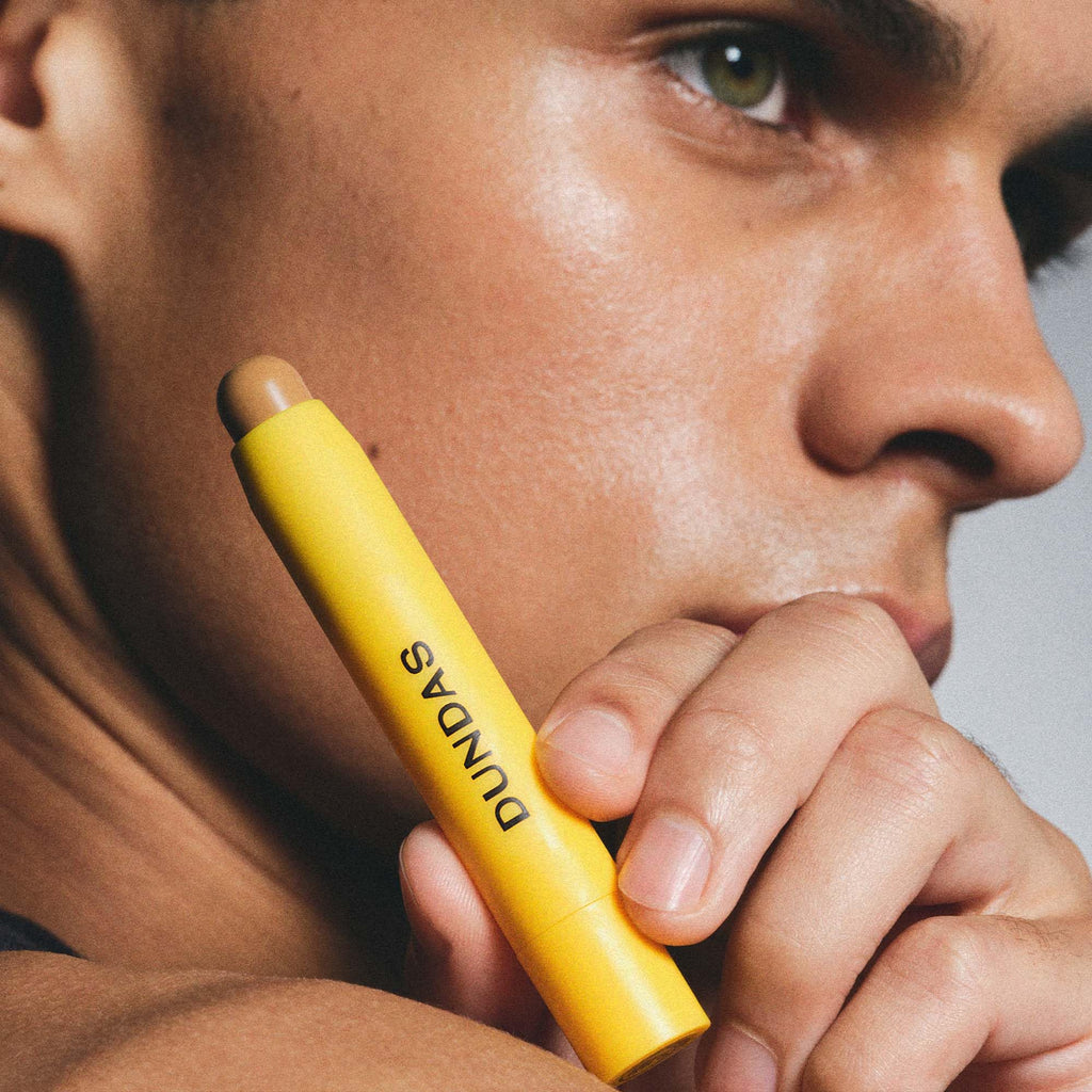 Peter Dundas Dundas Undercover Enhancer Concealer Stick – Medium Coverage, Natural Glowy Finish