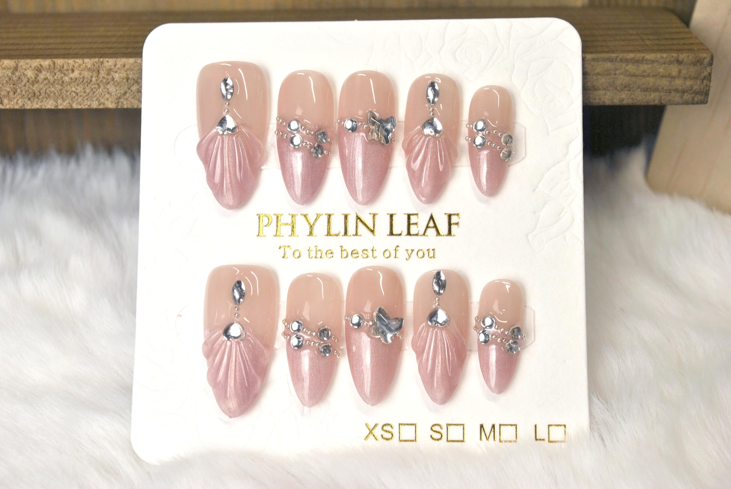 PHYLIN LEAF Handmade Press On Nails – Medium Almond Pink Sea Shell with Diamonds