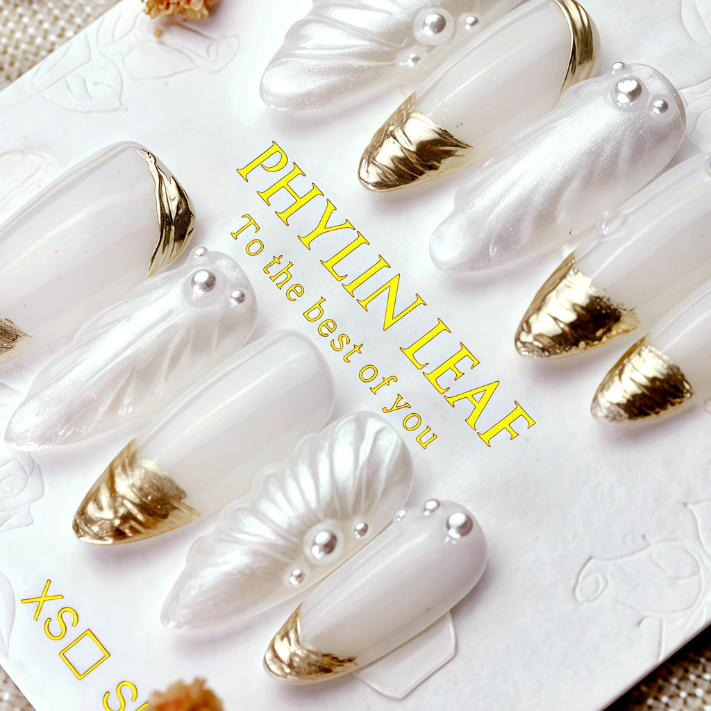 PHYLIN LEAF Handmade Press On Nails – Almond 3D Sea Shells, White & Gold (Medium)