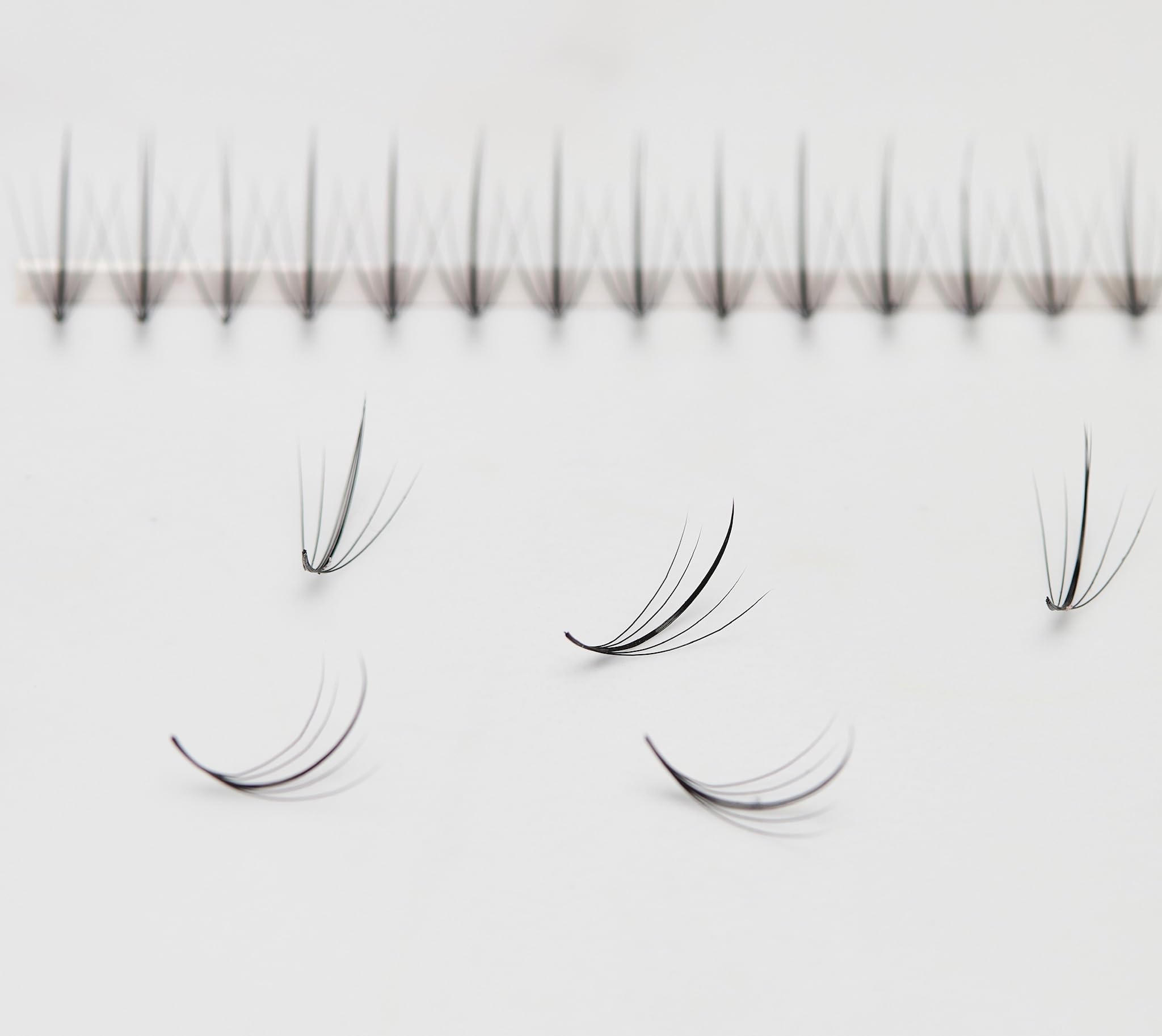 Pinneacle Wispy Promade Fans Box – Black & Brown Premade Lash Fans, C/D Curl, 8–13mm