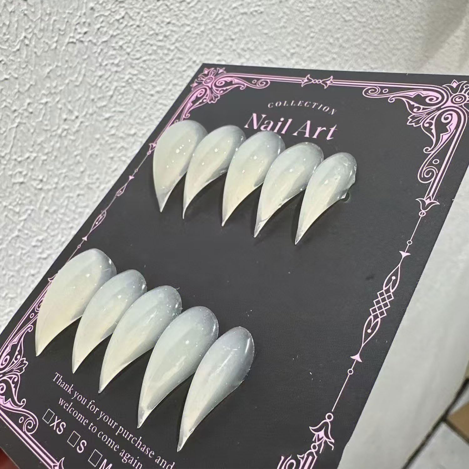 RIICFDD 24 Pcs Halloween Press On Nails – Dragon Claw Gothic Short Curved Stiletto Acrylic Full Cover Nails
