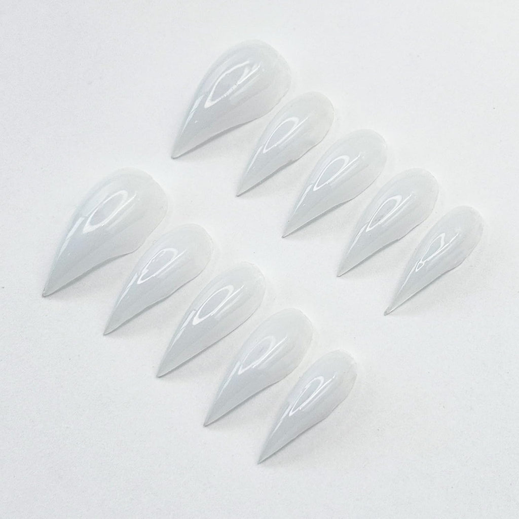 RIICFDD 24 Pcs Halloween Press On Nails – Dragon Claw Gothic Short Curved Stiletto Acrylic Full Cover Nails