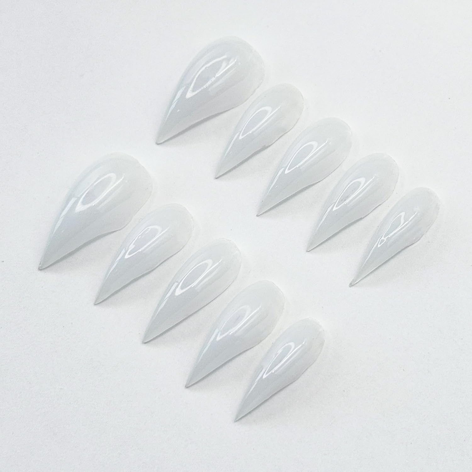 RIICFDD 24 Pcs Halloween Press On Nails – Dragon Claw Gothic Short Curved Stiletto Acrylic Full Cover Nails