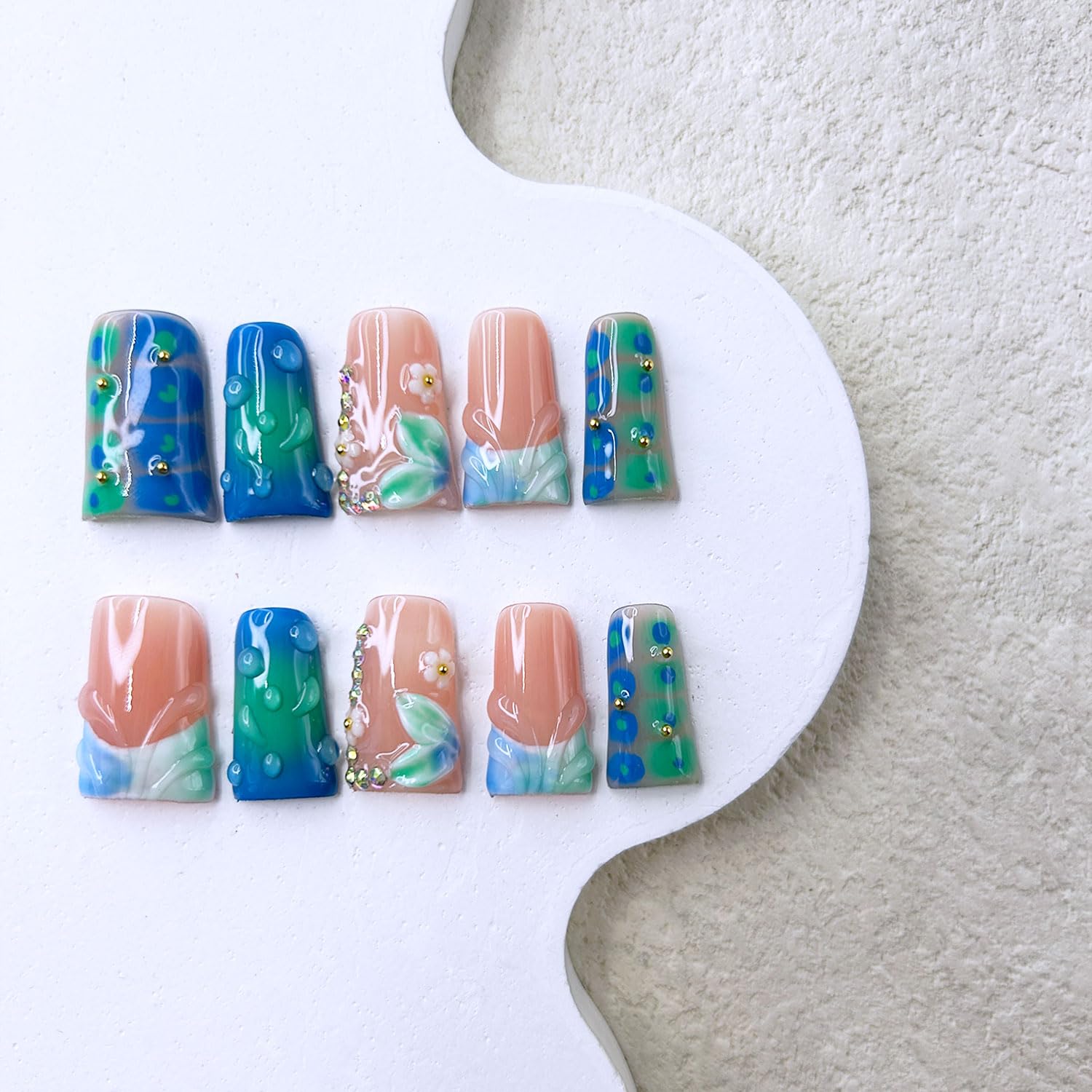 RIICFDD Handmade Duck Press on Nails – Medium 3D Flower Rhinestones Full Cover Kit (10 Nails)