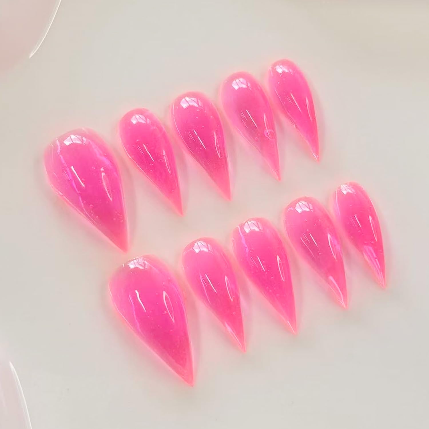 RIICFDD Handmade Almond Press-On Nails — Curved Short Eagle Claw, Pink, Reusable Gel False Nails (Size M)