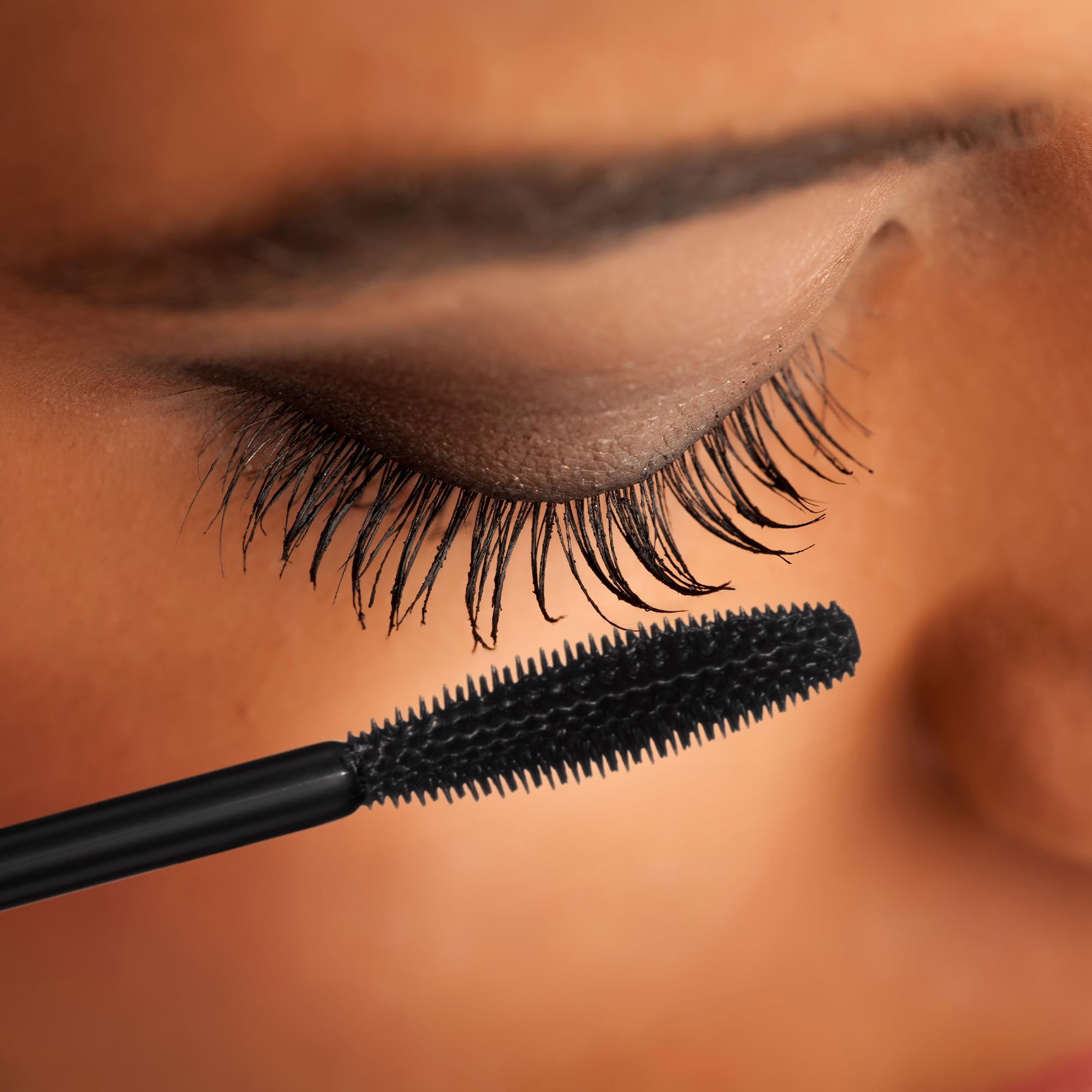 SCENT BEAUTY Dolly-Eyes Mascara – Bold, Water-Resistant, Vegan Jet Black