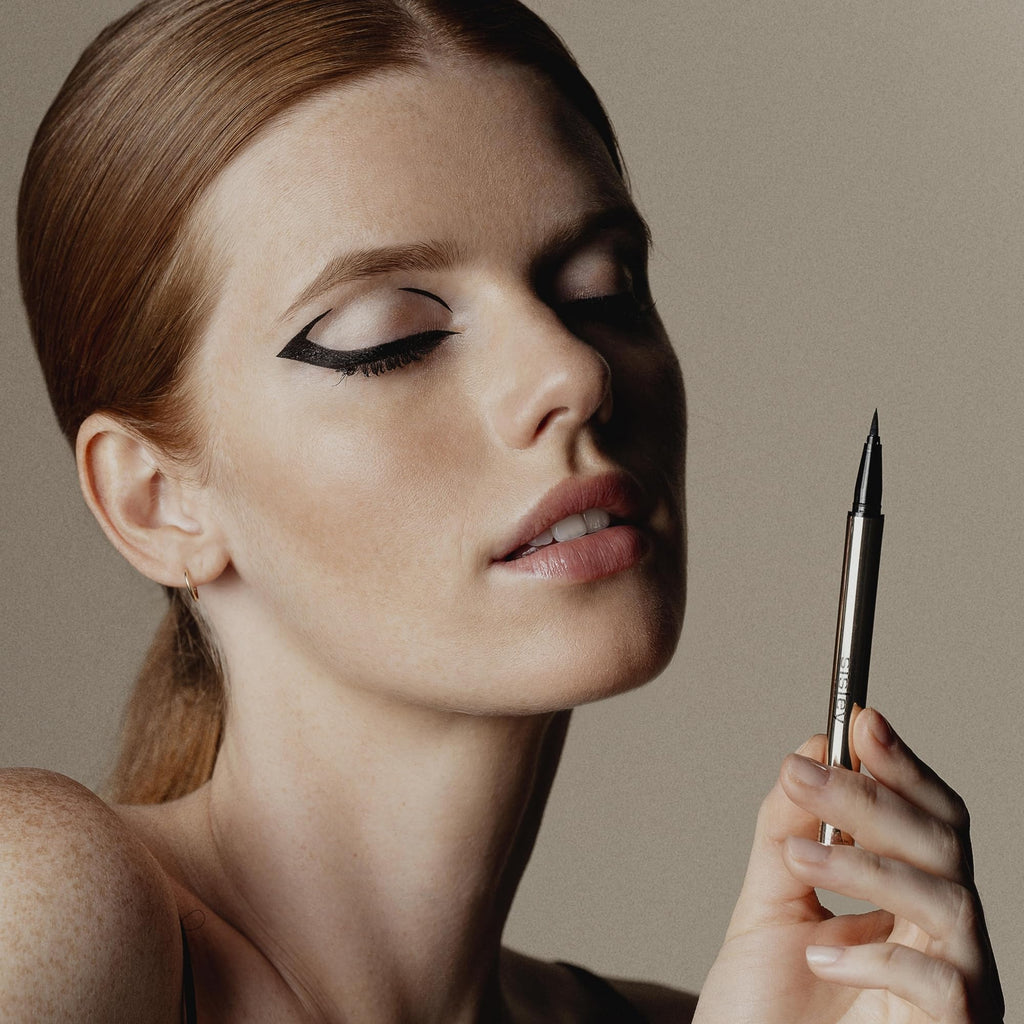 Sisley Paris Ligne Noire Eyeliner – Deep Black, High-Intensity, Waterproof, Vitamin Peptide Lash Support | Easy Application