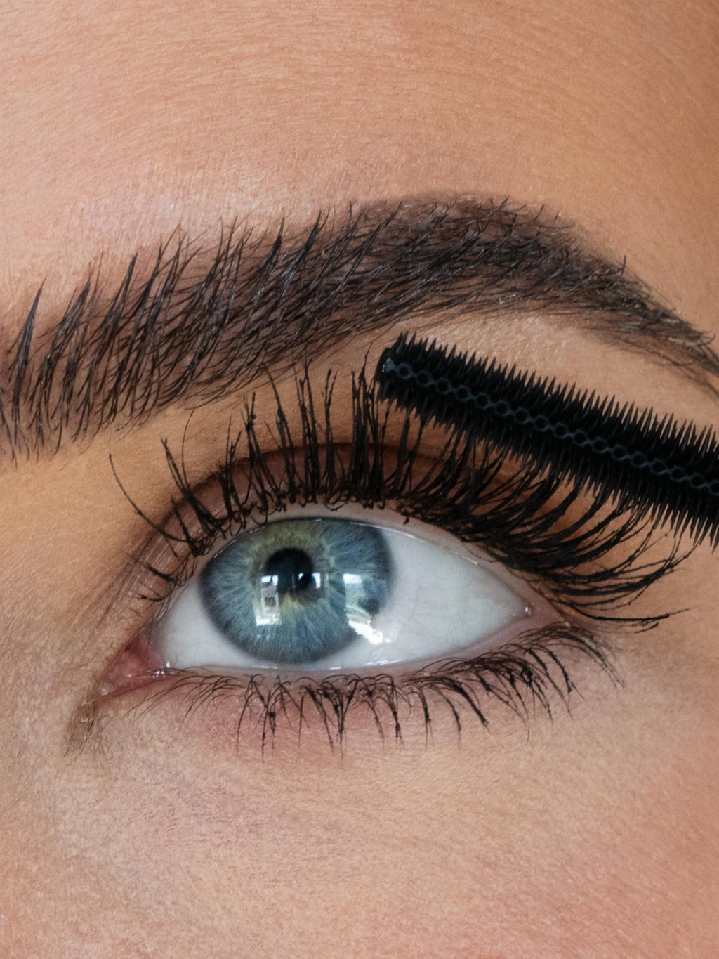 SWEED Cloud Mascara | Flake-Free, Smudge-Proof, Volumizing | Vegan & Clean Beauty