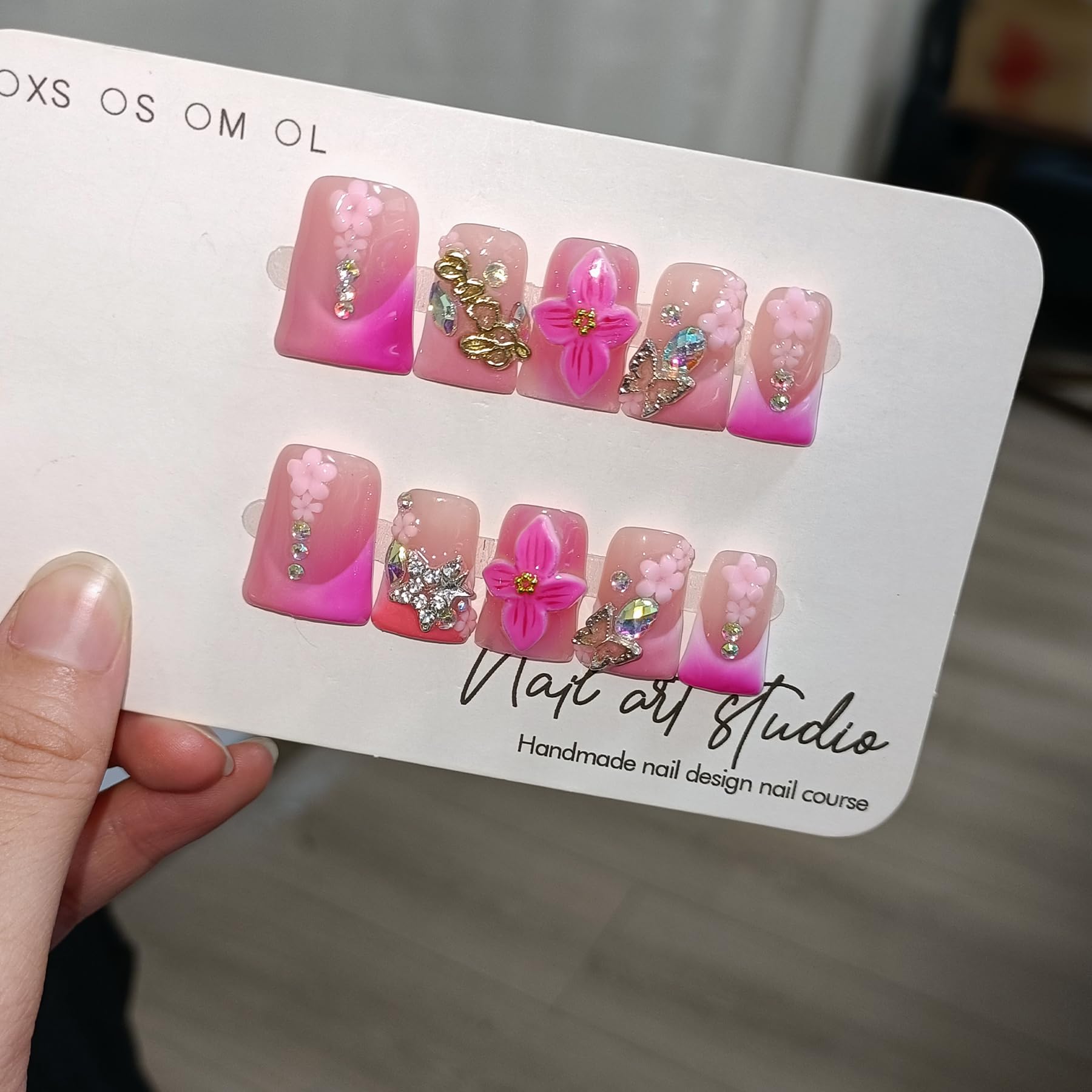 TENPAL Short Duckbill Press-On Nails – Pink Blushing French Tip with 3D Flower Bow (10pcs)