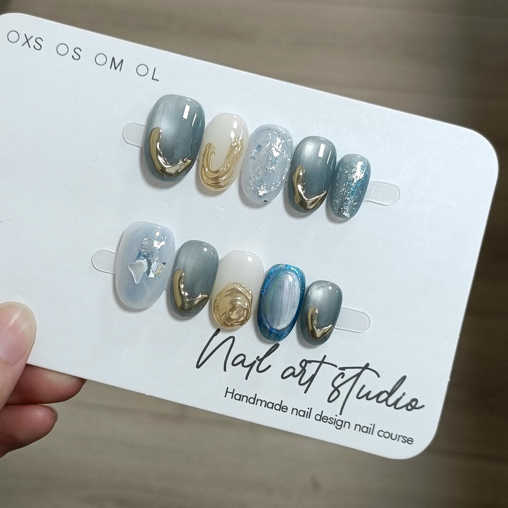 TENPAL Jade Cat Eye Glossy Press-On Nails Kit - Short Oval, Light Green Acrylic with Tools (XS)
