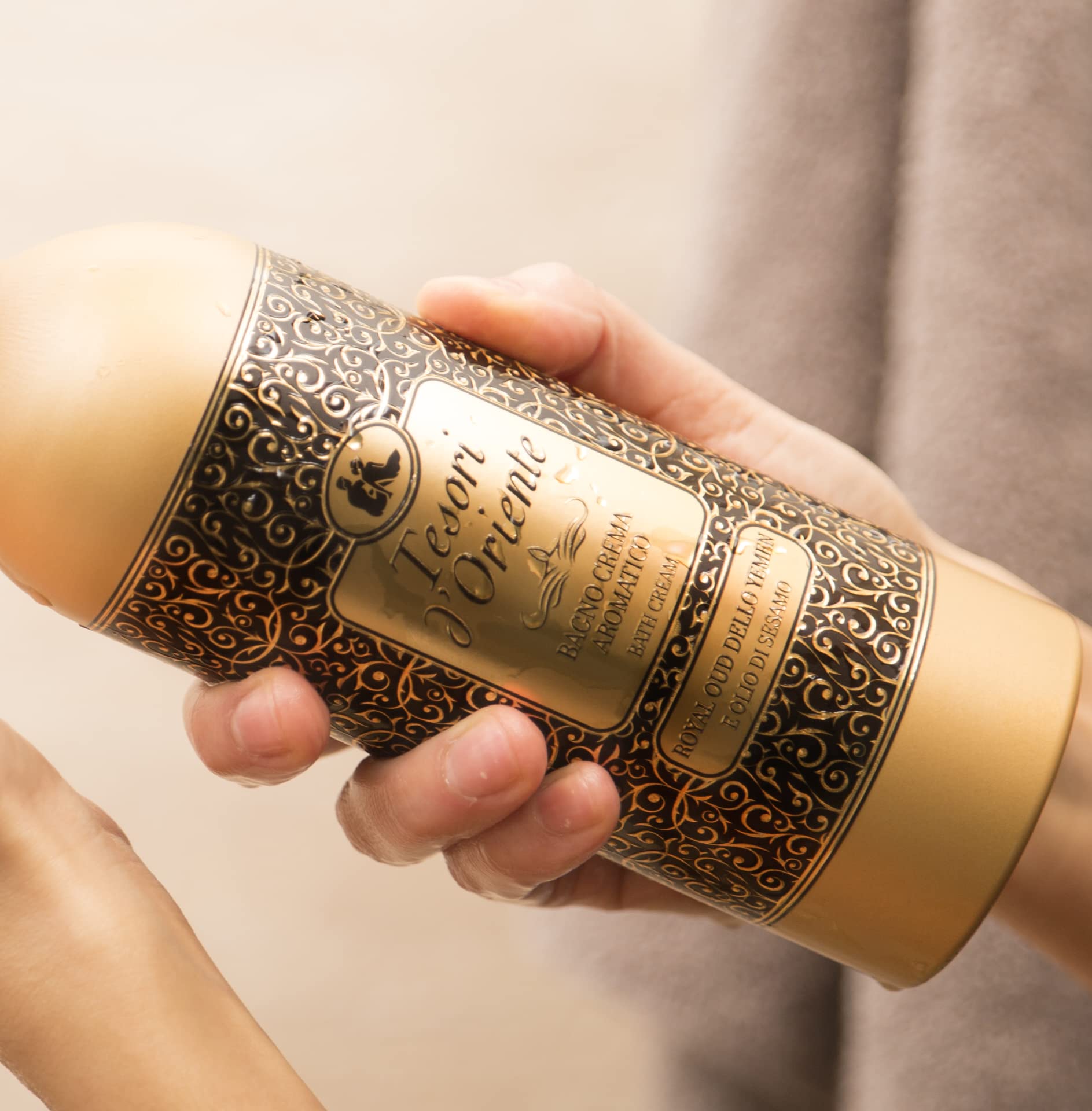 Tesori d'Oriente Royal Oud Dello Yemen Bath Cream with Sesame Oil – 500ml