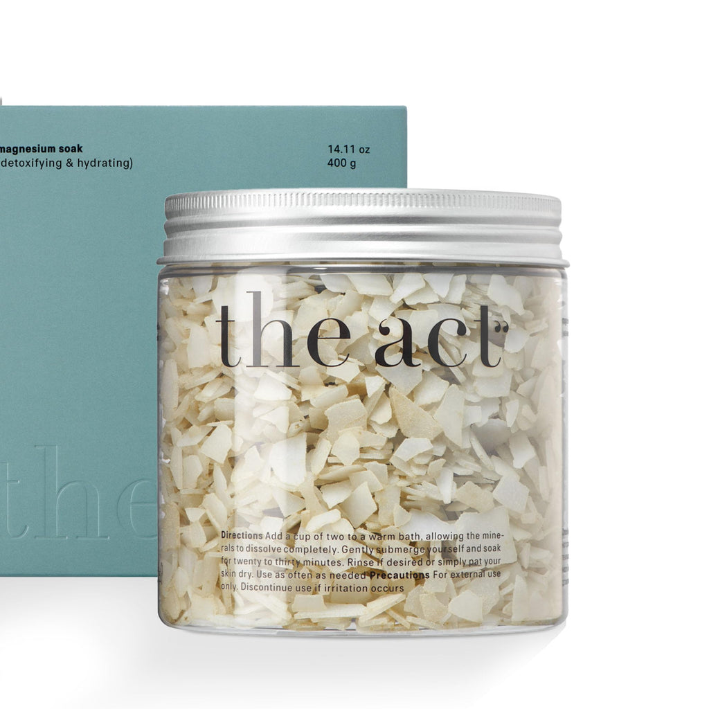 The Act Magnesium Flakes for Bath – Relaxing Aromatherapy Bath Salts with Ylang-Ylang, Lavender & Mandarin Oils