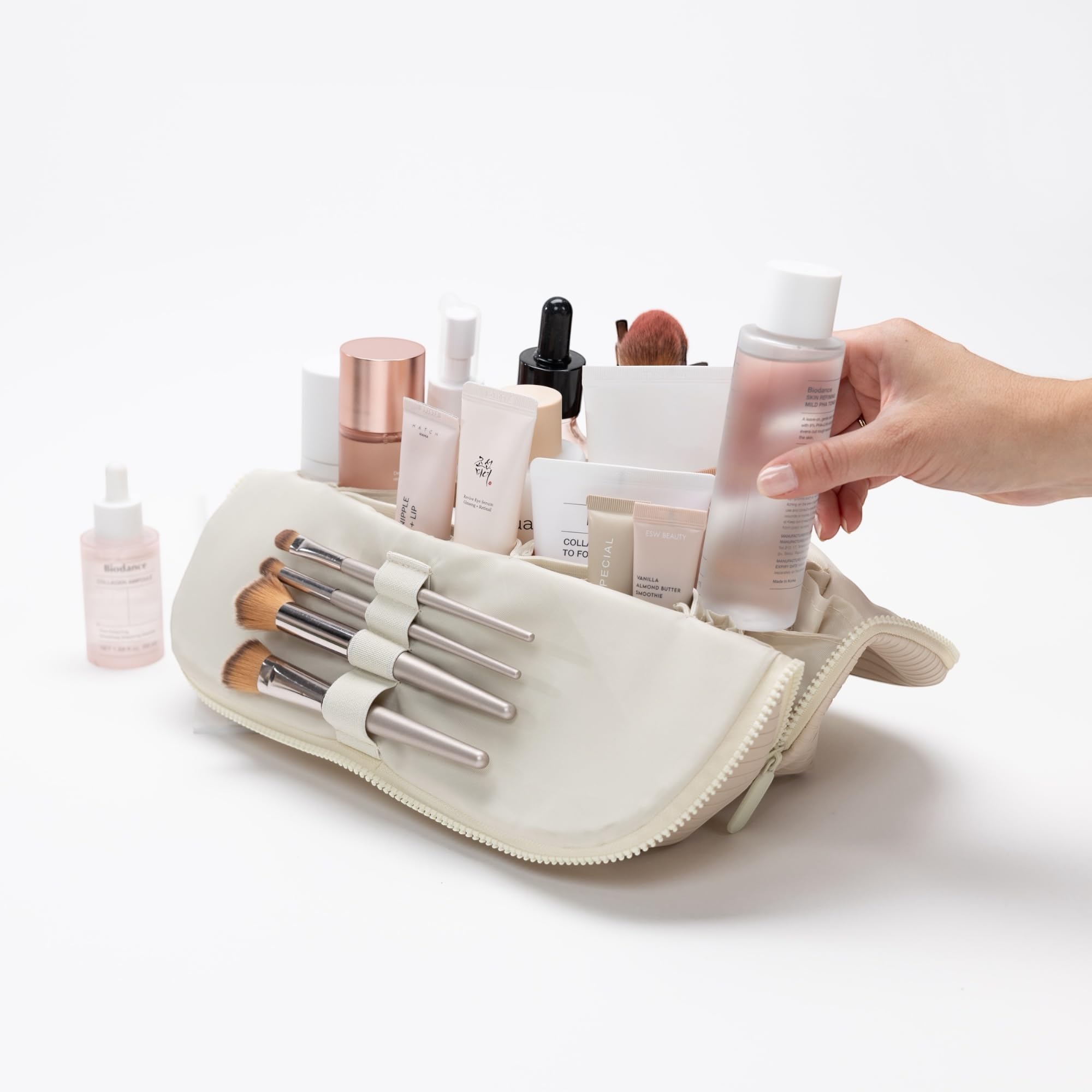THE VERTI Vertical Waterproof Makeup & Toiletry Bag – 23-Pocket Upright Organizer (Shell)