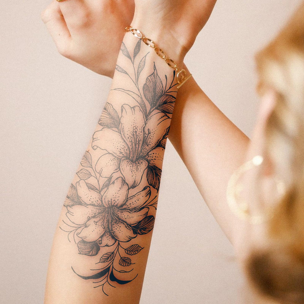 UBICA Tattoo Tech: 2 Large Sheets Lily Flower Semi-Permanent Tattoos, 7–15 Days, Waterproof